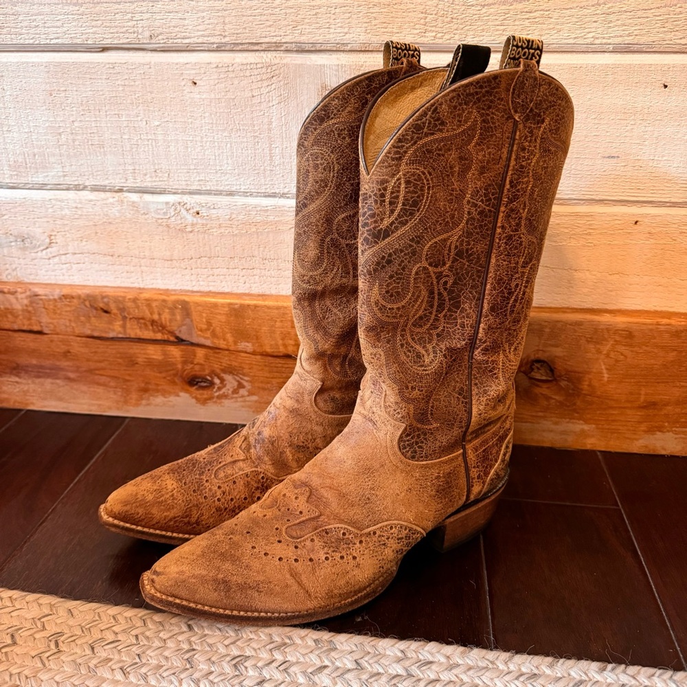 Justin Boots Tan Cowboy & Western Boots